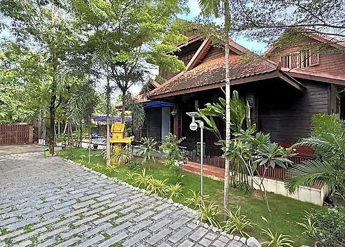 Platinum Haven Hotel 5*